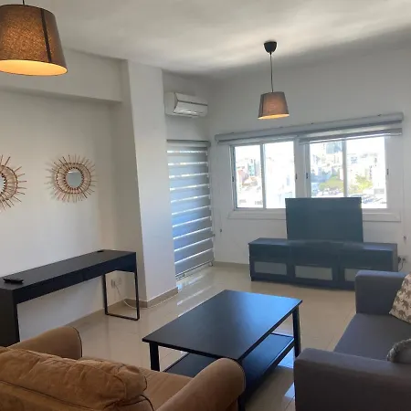Διαμέρισμα 2 Bedroom In Center! 12 *